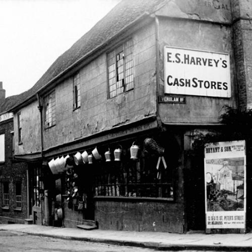 Monochrome photographic print from 1902 showing E.S.Harvey’s Cash Stores, George Street, St Albans