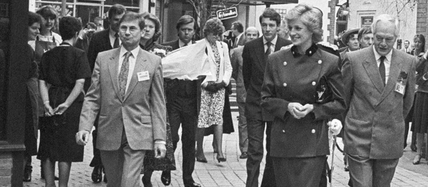 Princess Diana & Mayor of St Albans visiting the Maltings, 1988