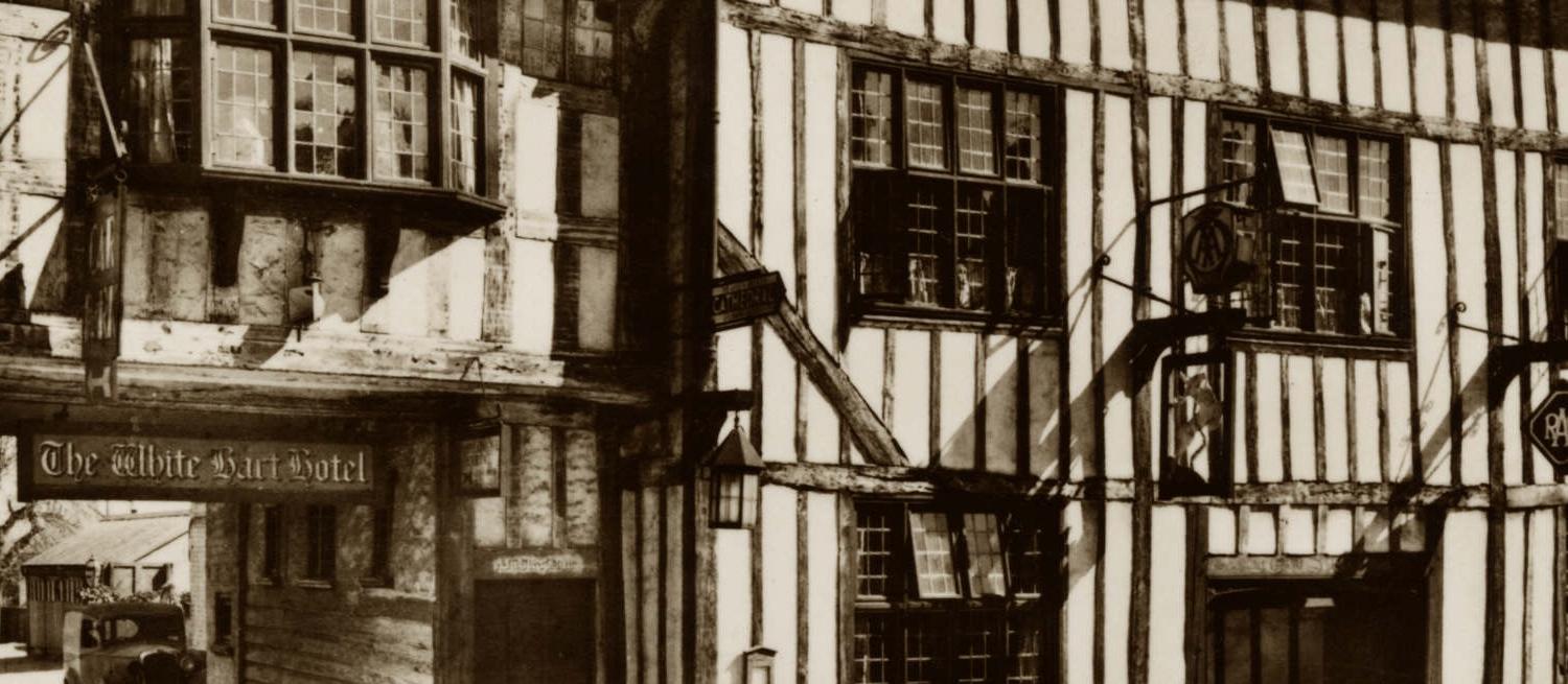 Monochrome postcard, The White Hart Hotel, c.1920s