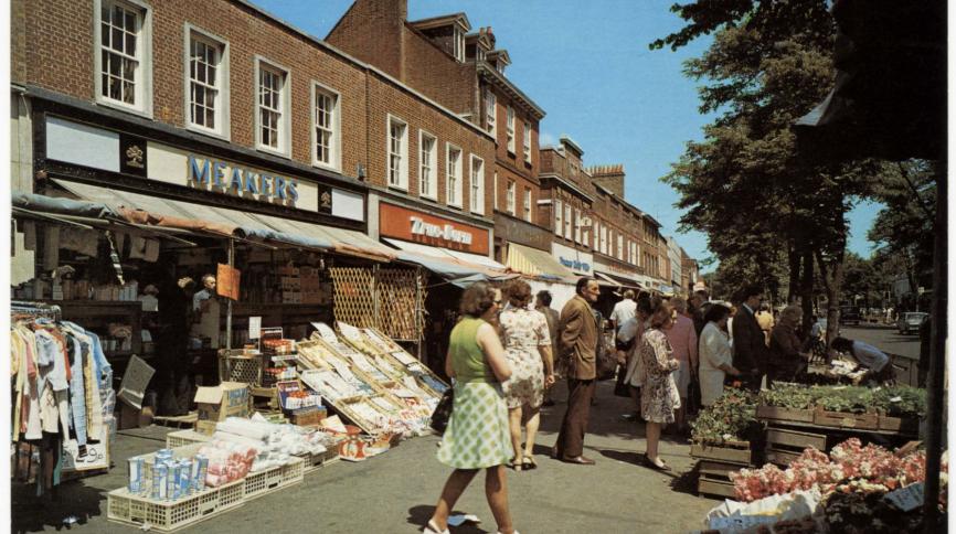 An image of an outside street market in St Albans