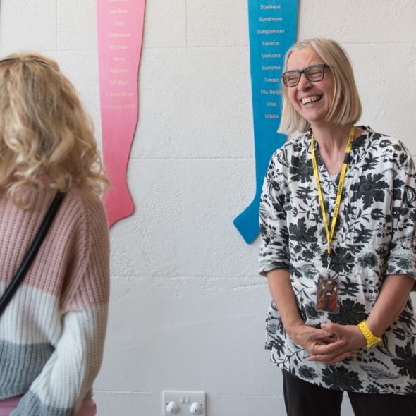 Volunteer in the galleries