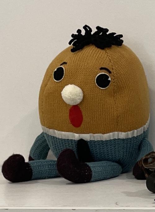 knitted humpty dumpty