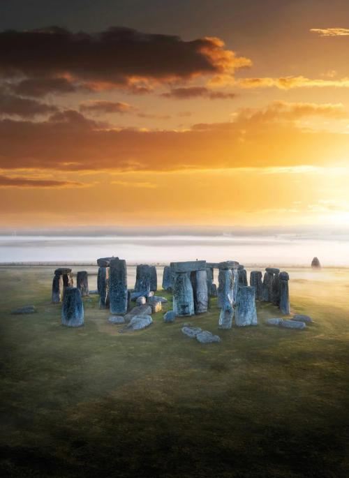 Stonehenge at dawn
